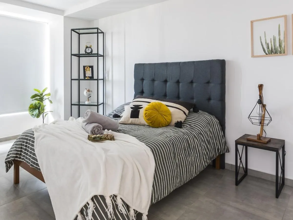 Central Balbuena Apartments Гвадалахара