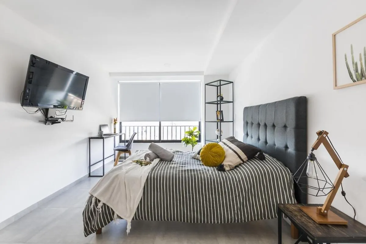 Central Balbuena Apartments Гвадалахара